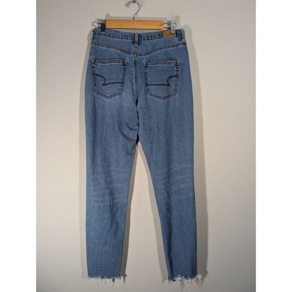 American Eagle Womens High Rise Distressed Mom Jeans Sz 6 X-Long Streetwear Boho - Picture 2 of 8